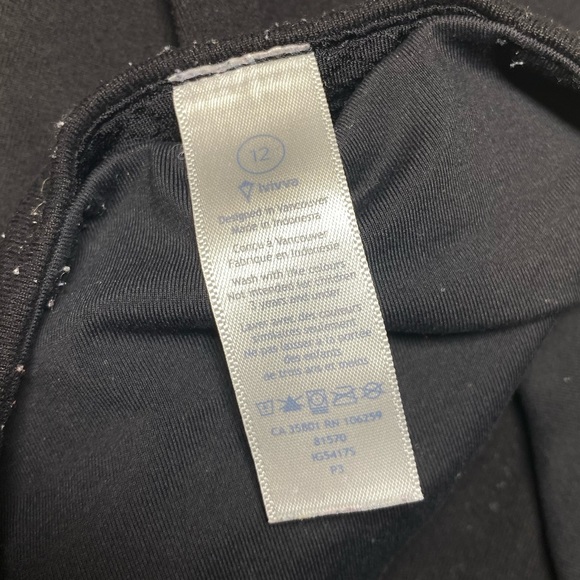 Ivivva Black Leggings with details on the sides - Picture 3 of 3